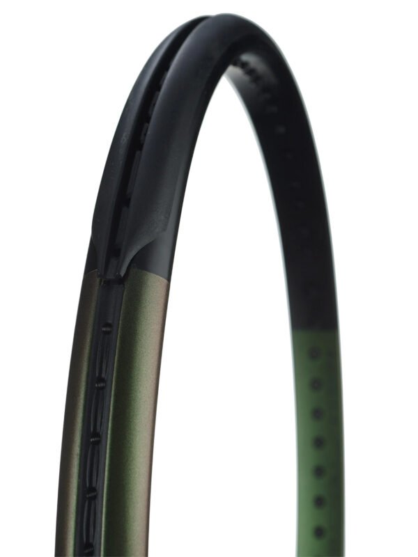Wilson Blade 100L v8 Tennis Racquet_4 Wilson Blade 100L v8 (285 GR)